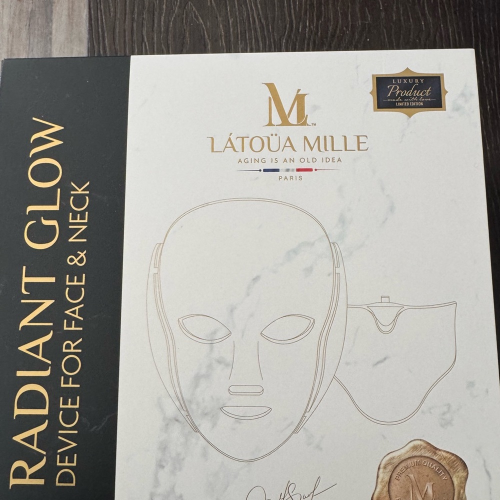 Radiant Glow Device - Gold